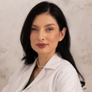 Dr Iulia Huluta_ginecologie_Centrul Medical Dr Furtună Dan